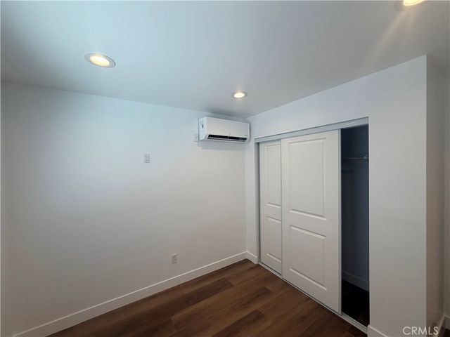 988 Valencia 6, Costa Mesa, CA 92626