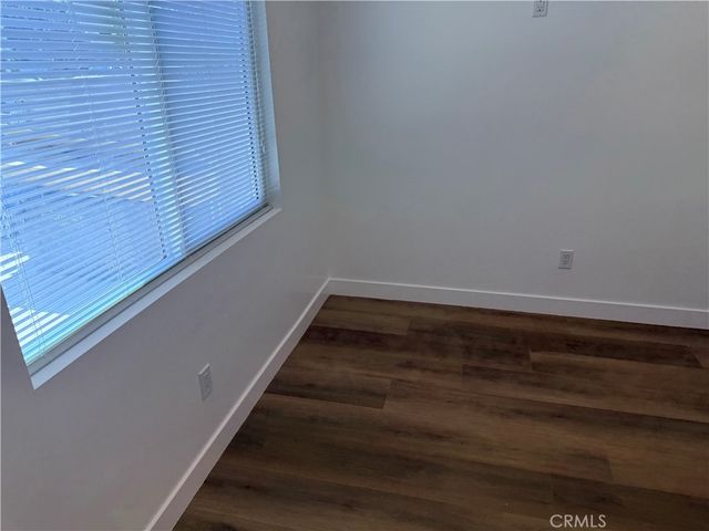 988 Valencia 6, Costa Mesa, CA 92626