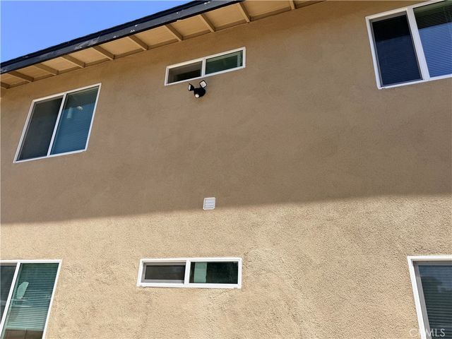 988 Valencia 6, Costa Mesa, CA 92626