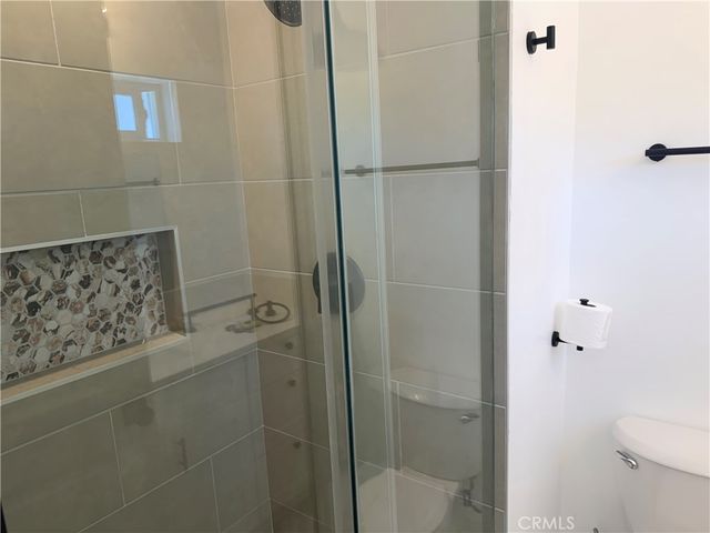 988 Valencia 6, Costa Mesa, CA 92626
