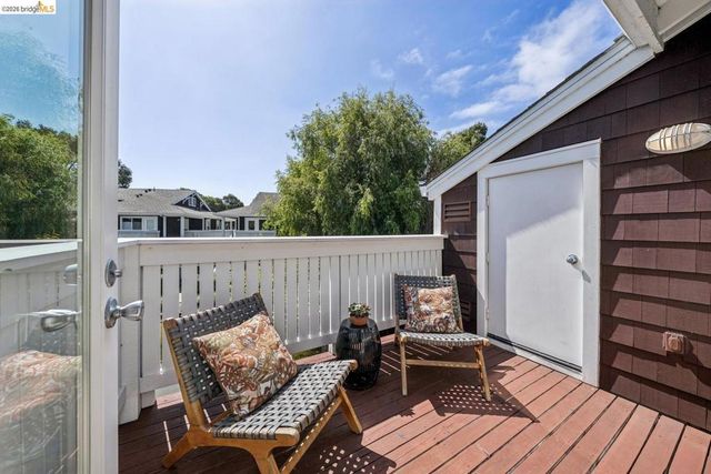 154 Marina Lakes DR, Richmond, CA 94804