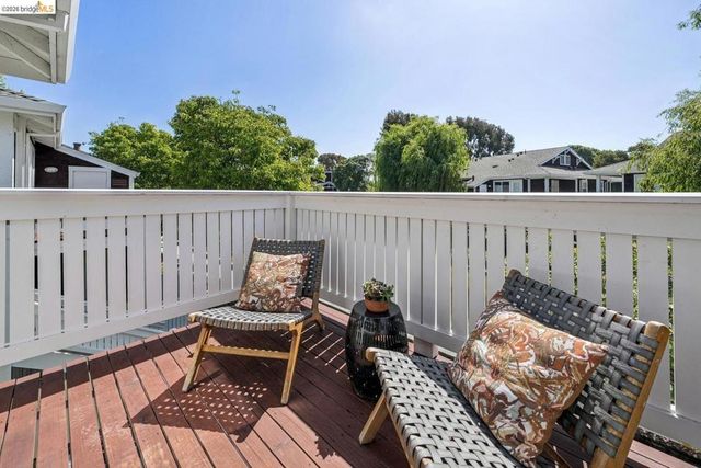 154 Marina Lakes DR, Richmond, CA 94804