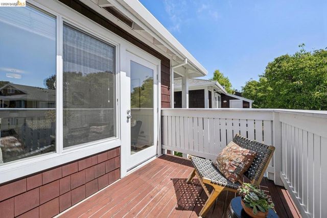 154 Marina Lakes DR, Richmond, CA 94804