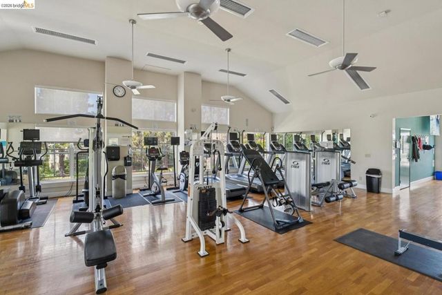 154 Marina Lakes DR, Richmond, CA 94804