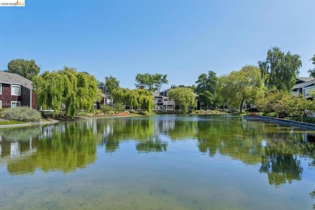 154 Marina Lakes DR, Richmond, CA 94804