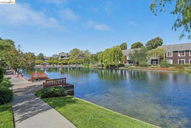 154 Marina Lakes DR, Richmond, CA 94804