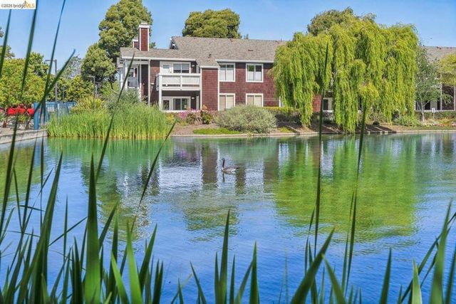 154 Marina Lakes DR, Richmond, CA 94804