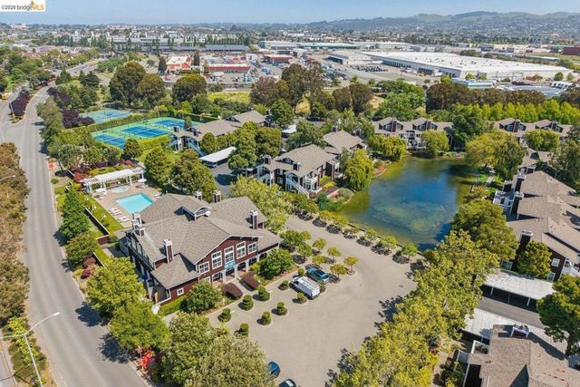 154 Marina Lakes DR, Richmond, CA 94804