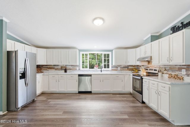 7124 Trucking Lane NE, Leland, NC 28451