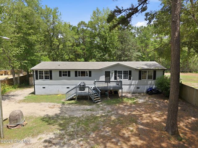 7124 Trucking Lane NE, Leland, NC 28451