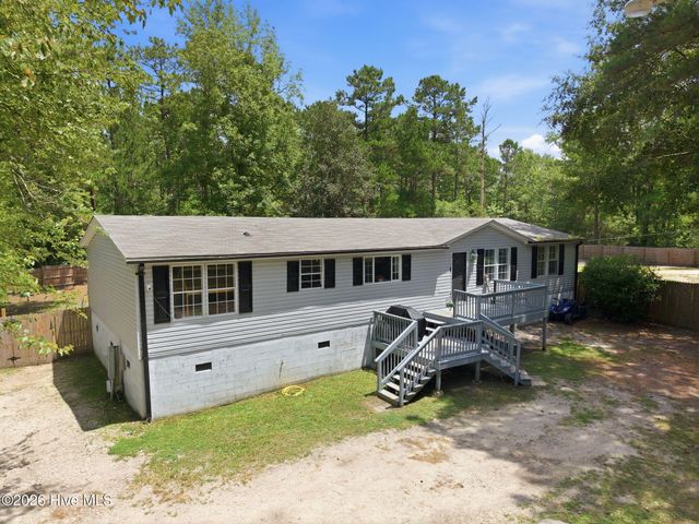 7124 Trucking Lane NE, Leland, NC 28451