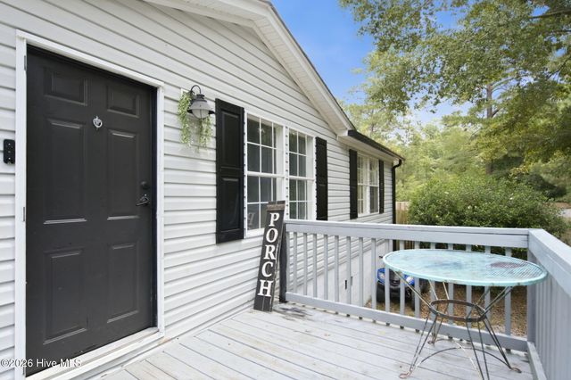 7124 Trucking Lane NE, Leland, NC 28451