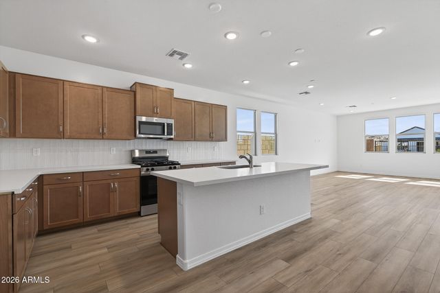 21305 W EDGEMONT Avenue, Buckeye, AZ 85396