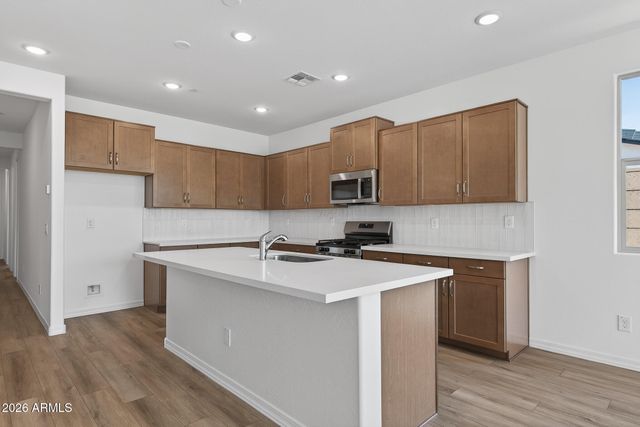 21305 W EDGEMONT Avenue, Buckeye, AZ 85396