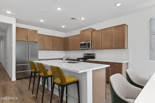 21305 W EDGEMONT Avenue, Buckeye, AZ 85396