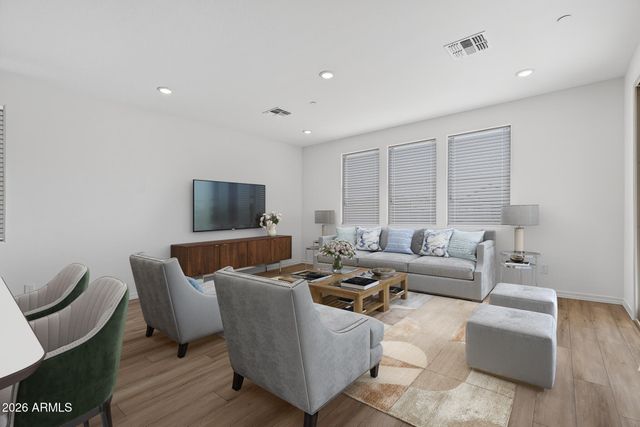 21305 W EDGEMONT Avenue, Buckeye, AZ 85396