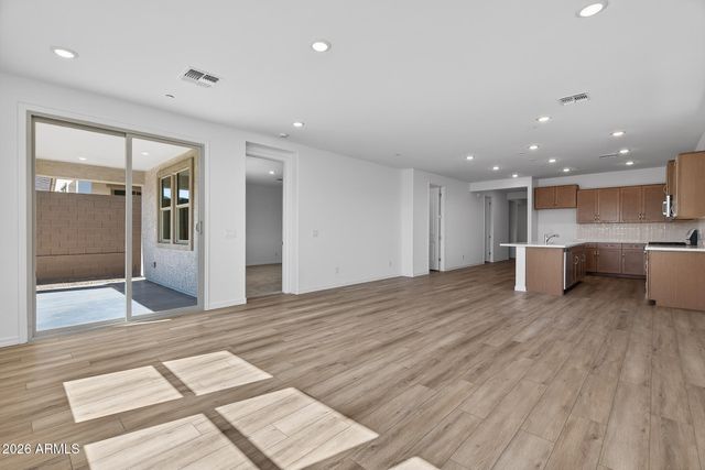 21305 W EDGEMONT Avenue, Buckeye, AZ 85396