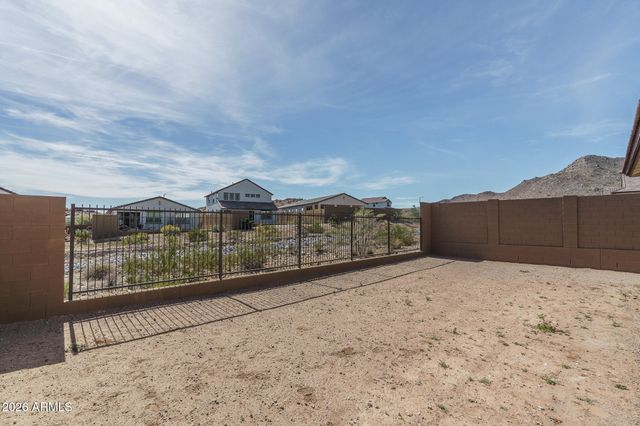 21305 W EDGEMONT Avenue, Buckeye, AZ 85396