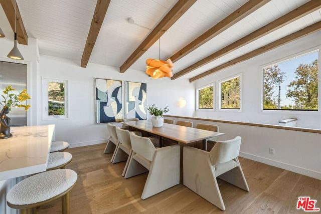 21625 Saddle Peak Road, Topanga, CA 90290