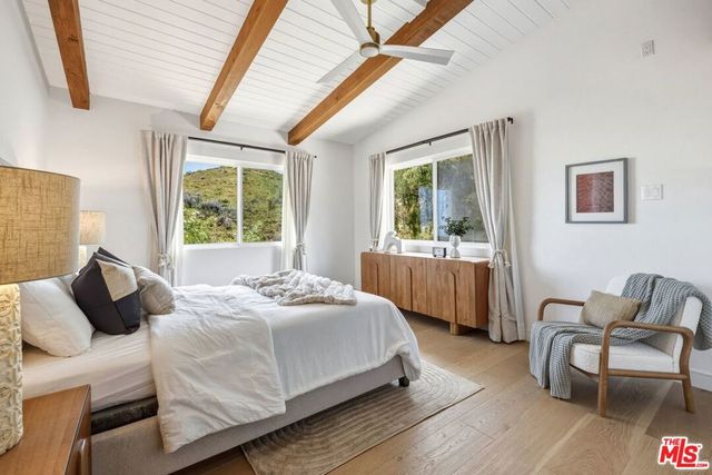 21625 Saddle Peak Road, Topanga, CA 90290