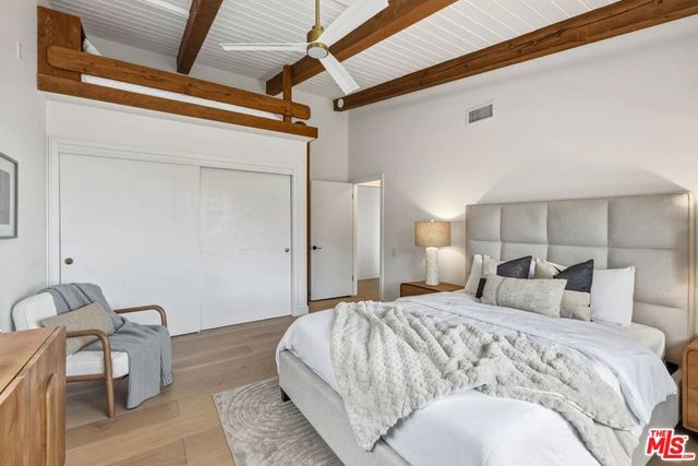 21625 Saddle Peak Road, Topanga, CA 90290