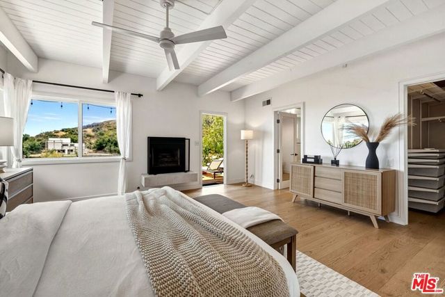21625 Saddle Peak Road, Topanga, CA 90290