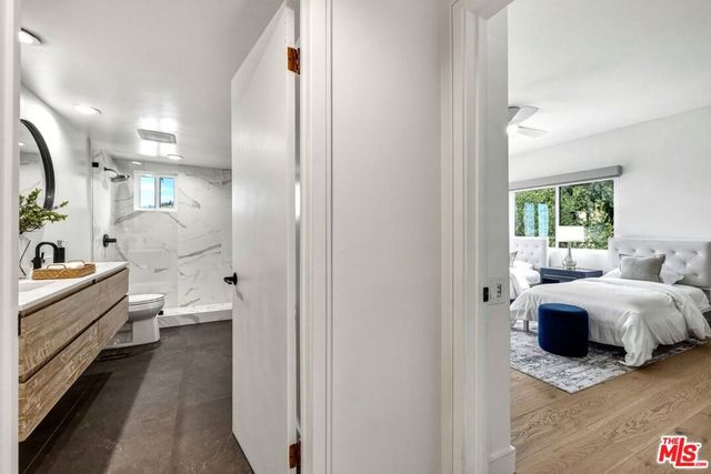 21625 Saddle Peak Road, Topanga, CA 90290