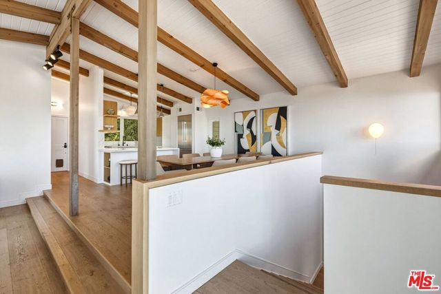 21625 Saddle Peak Road, Topanga, CA 90290