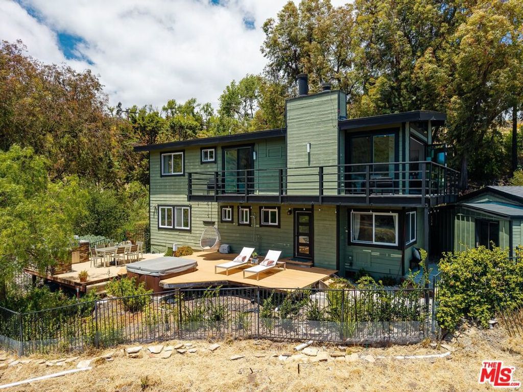 21625 Saddle Peak Road, Topanga, CA 90290 — photo 2