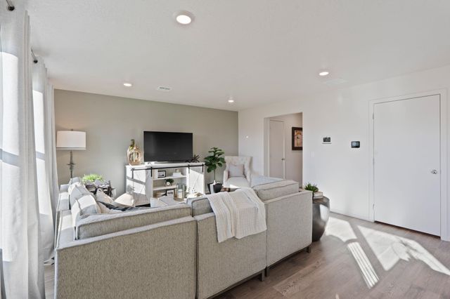 13510 W Crosswinds Ave, Airway Heights, WA 99001