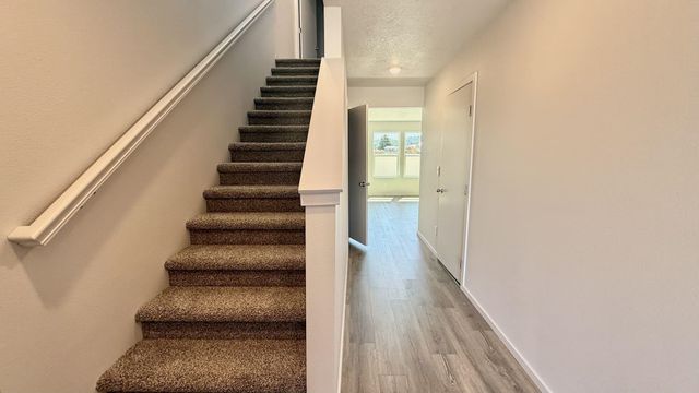 13510 W Crosswinds Ave, Airway Heights, WA 99001