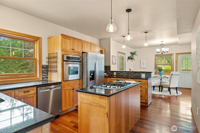 6944 SE Nelson Road, Olalla, WA 98359