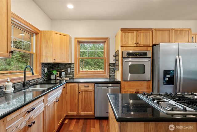 6944 SE Nelson Road, Olalla, WA 98359