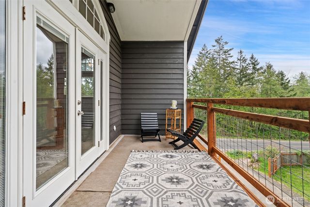 6944 SE Nelson Road, Olalla, WA 98359