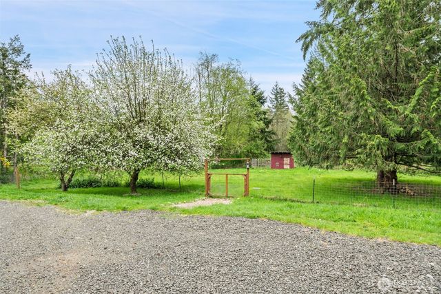 6944 SE Nelson Road, Olalla, WA 98359
