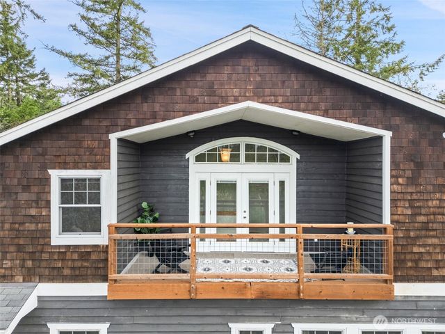 6944 SE Nelson Road, Olalla, WA 98359