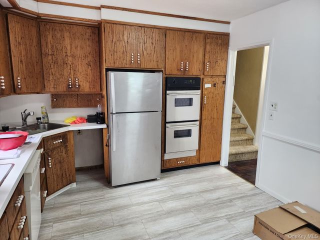 213-05 Union Turnpike, Bayside, NY 11364