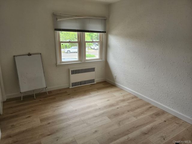 213-05 Union Turnpike, Bayside, NY 11364