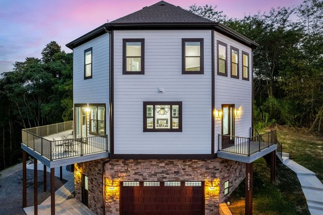 5262 Coconut Ridge Rd, Smithville, TN 37166