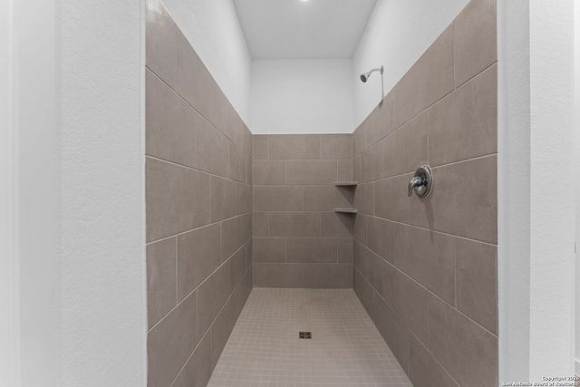 6607 Titan Park, Converse, TX 78109