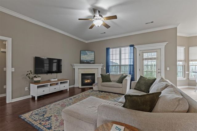 805 Irelan Street, Lowell, AR 72745