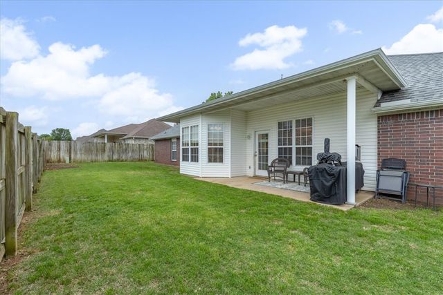 805 Irelan Street, Lowell, AR 72745