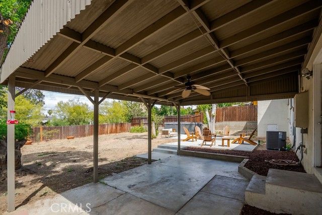 3089 Floral, Riverside, CA 92507