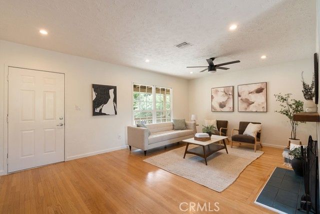 3089 Floral, Riverside, CA 92507