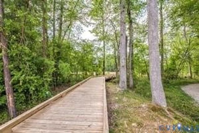 15706 Cedarville Dr, Chesterfield, VA 23112