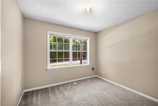 1627 W Hefley Street, Fayetteville, AR 72703