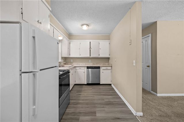 1627 W Hefley Street, Fayetteville, AR 72703