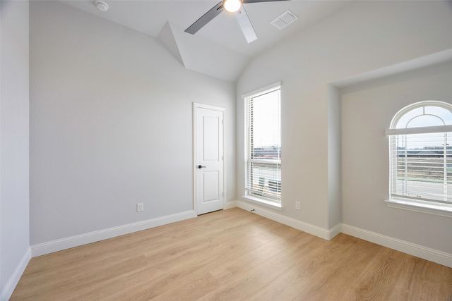 226 Comanche Trail, Alvarado, TX 76009