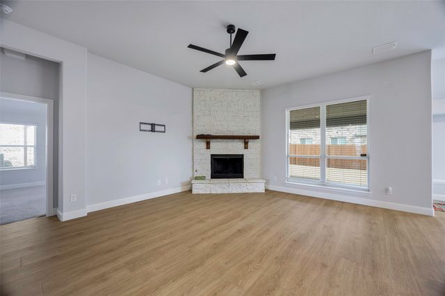 226 Comanche Trail, Alvarado, TX 76009