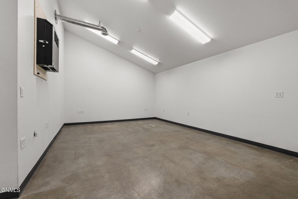 634 Broadway E, Williston, ND 58801 photo 9